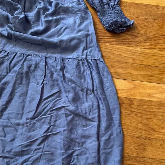 Casual Blue Tiered Sundress with Bishop Sleeves - Picture 3 of 4